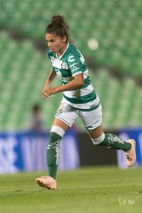 Joseline Hernández 9
