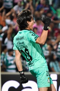 festeja tercer gol, Carlos Acevedo