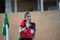 Carolina Briones, árbitro