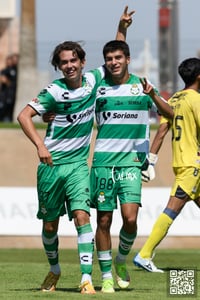 festejo de gol de Juan, Juan Tejeda, Emmanuel Echeverría