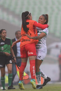 Celebran gol de Alexia, Paola Calderón, Alexia Villanueva