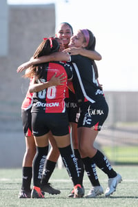 celebran gol, Ashley López, Valeria González