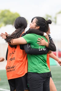 Celebran gol, Claudia Ríos