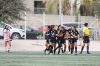 celebran gol, Jennifer Escareño