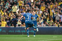 festejo gol Victor Dávila, Víctor Dávila, Israel Reyes