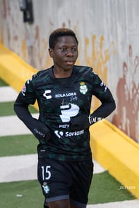 Sandra Nabweteme