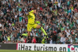 festejo de gol de santos @tar.mx