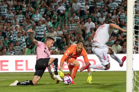 Gol de Brian Lozano, Brian Lozano, Manuel Lajud @tar.mx