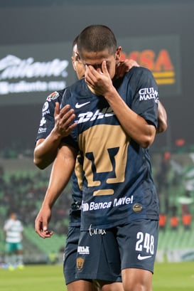 Jesús Rivas, expulsado Santos Pumas @tar.mx