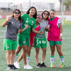 Jugadoras Santos @tar.mx