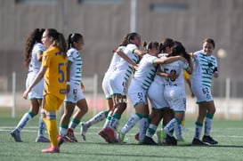 festejo de gol, Paulina Peña @tar.mx