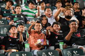 Afición en el Estadio Corona @tar.mx