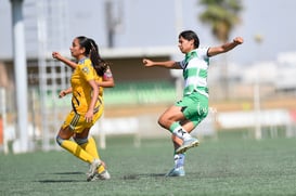 Yessenia Novella, América Rodríguez @tar.mx