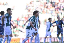 Santos Laguna vs Puebla J5 @tar.mx