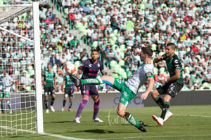 Intento de gol de los panzas verdes, Mauro Boselli | Santos vs Leon jornada 9 apertura 2018