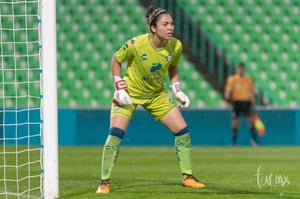 Wendy Toledo
#29
Portero | Santos vs Querétaro jornada 14 apertura 2018 femenil