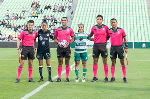 capitanas, Mónica Rodríguez, Cinthya Peraza | Santos vs America jornada 15 apertura 2019 Liga MX femenil