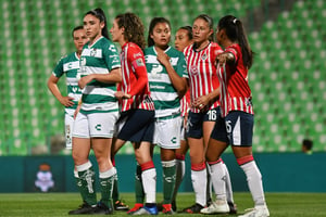 Tiro de esquina | Santos vs Chivas J12 C2019 Liga MX Femenil