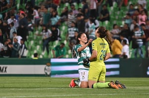 Karla, Wendy | Santos vs Chivas J12 C2019 Liga MX Femenil
