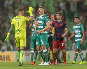 Orozco, Furch, Brizuela, Gallito Vázquez | Santos vs Chivas J4 C2019 Liga MX