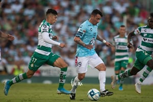 Rubens Sambueza, Gerardo Arteaga | Santos vs Pachuca jornada 9 apertura 2019 Liga MX