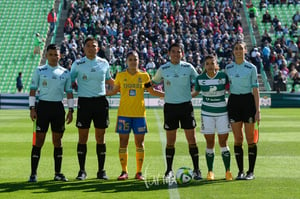 Árbitros y capitanas, Cristina Ferral, Brenda López | Santos vs Tigres J4 C2019 Liga MX Femenil