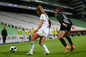 Alexia Villanueva, Joseline Montoya | Santos vs Chivas J9 A2021 Liga MX femenil