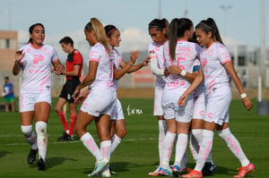 festejo de gol de Cinthya Peraza, Cinthya Peraza, Nancy Quiñ | Santos vs Pumas J13 A2021 Liga MX femenil