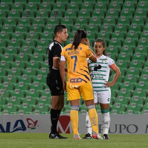 capitanas, Cinthya Peraza, Liliana Mercado | Santos vs Tigres J17 A2021 Liga MX femenil