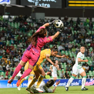 Aurora Santiago | Santos vs Tigres J17 A2021 Liga MX femenil