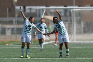 Celebran gol de Paulina Peña, Paulina Peña, Judith Félix @tar.mx