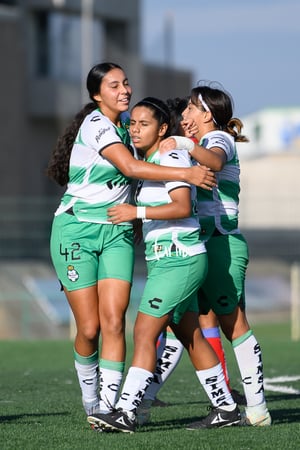 Del gol de Paulina Peña, Frida Cussin, Britany Hernández, Pa @tar.mx