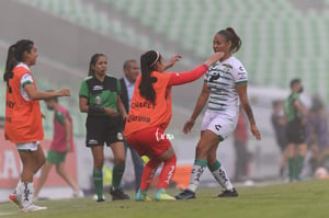 Celebran gol de Alexia, Paola Calderón, Marianne Martínez, A @tar.mx