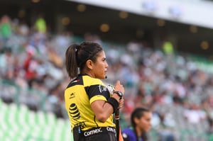 Árbitro Carolina Briones | Santos Laguna vs León femenil J5