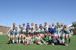 equipo Santos Laguna femenil Sub 17 | Santos vs Monterrey J1 C2022 Liga MX