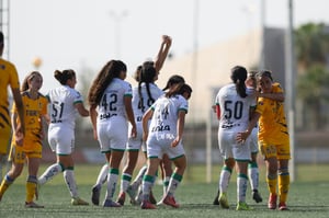 Celebran gol de Novella, Yessenia Novella | Santos vs Tigres J16 C2022 Liga MX