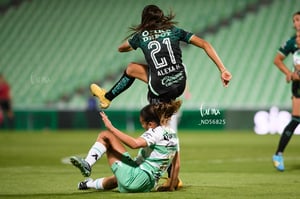 Alexa Hernández, Marianne Martínez | Santos vs Leon femenil