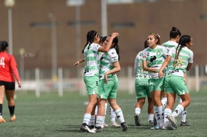 festejan gol | Santos vs Tijuana femenil J15 sub 19