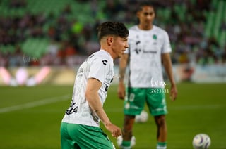 Raúl López, Defensa SAN #23, Santos vs Chivas