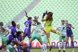 Hannia De Ávila, Portera SAN #1, Santos vs Monterrey