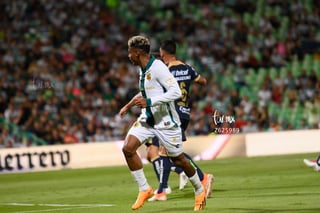 Emerson Rodríguez, Medio SAN #31, Santos vs Pumas