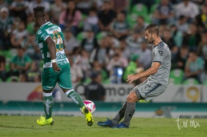 Déinner Quiñones 22, Nicolás Sánchez 4 | Santos vs Monterrey jornada 14 apertura 2018