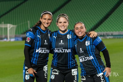 Sandy Cruzado 24
María Moreno 8
Bárbara Sandoval 2 | Santos vs Querétaro jornada 14 apertura 2018 femenil