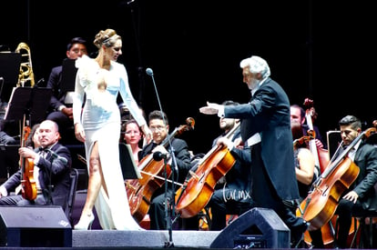 Virginia Tola | Plácido Domingo le canta a Torreón