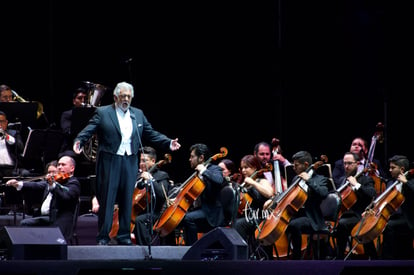 Virginia Tola | Plácido Domingo le canta a Torreón