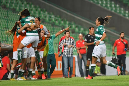 Festejo de gol, Alexxandra Ramírez | Santos vs Chivas J12 C2019 Liga MX Femenil