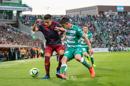 Alexis Vega, Jesús Angulo | Santos vs Chivas J4 C2019 Liga MX