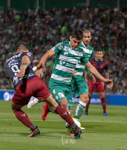 Alan Pulido, Jesús Angulo | Santos vs Chivas J4 C2019 Liga MX