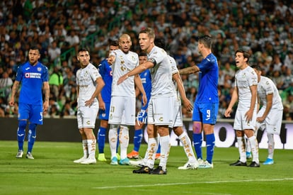 Matheus Doria, Julio Furch | Santos vs Cruz Azul jornada 18 apertura 2019 Liga MX