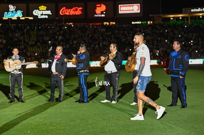 Pastel décimo aniversario del Estadio Corona | Santos vs Cruz Azul jornada 18 apertura 2019 Liga MX